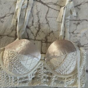 RARA AVIS by Iris Apfel Corset Lingerie Bra  38B Beige. Velvet/ Crochet. Rare